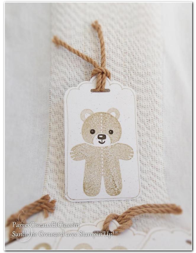 Emporte pièce Sandrine avec Stampin Up sur papierciseauxetcie. com détail